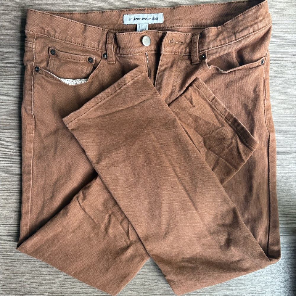 Amazon Essentials Men's Slim Jeans in Tan